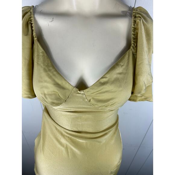 Commense NWT Flutter Sleeve Side Split Midi Dress in Matcha size small - Picture 4 of 10